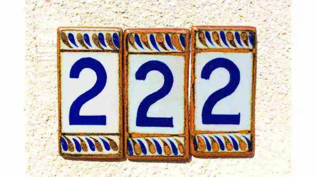 222 Angel Number Meaning Explained - GFL